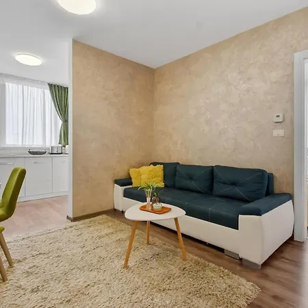 Modern In New Building With Panoramic View Apartment Brasov