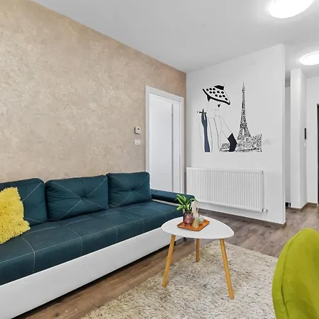 Modern In New Building With Panoramic View Apartment